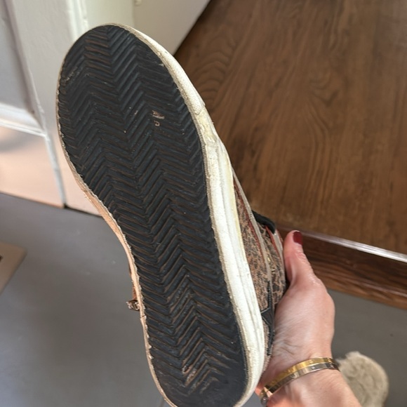 Authentic golden goose slides women’s 6.5 -7 - Picture 2 of 3